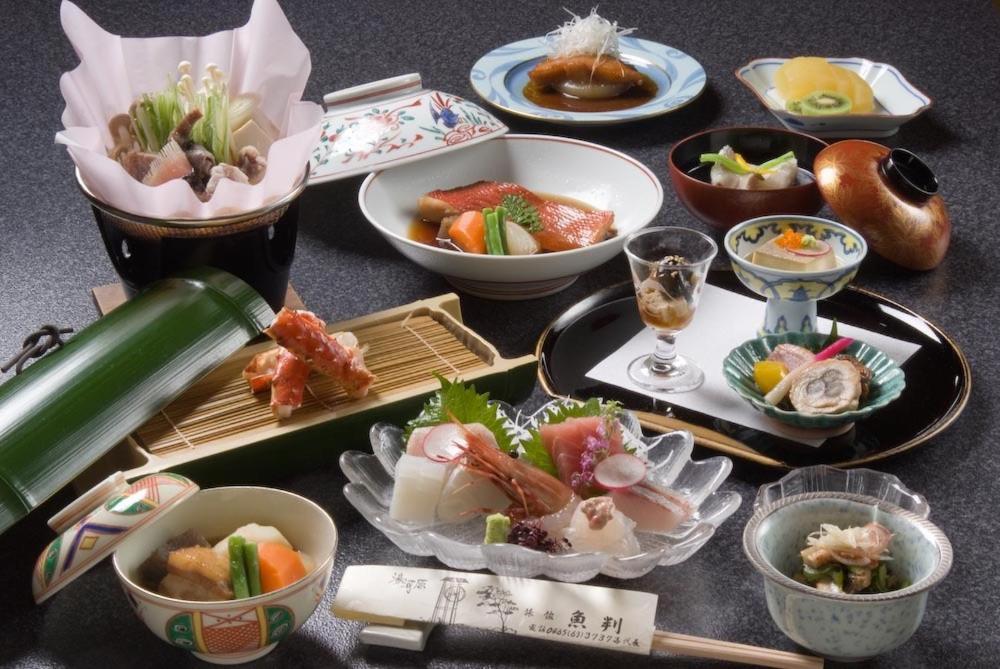 汤河原町 友翰旅馆酒店 外观 照片